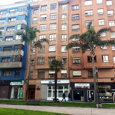 奥维耶多Castelao公寓 外观 照片